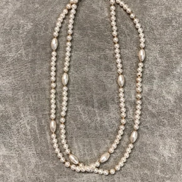 Stunning Marvella Pearls Strand with Gold Details Spacer Beads - Picture 5 of 8